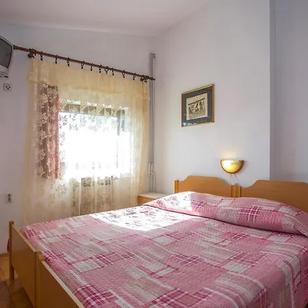 Jaksa 3* Πούλα