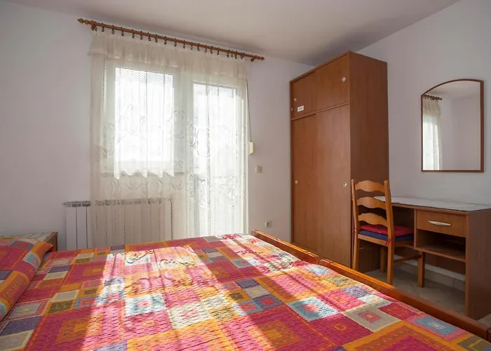 Jaksa 181 Guest house