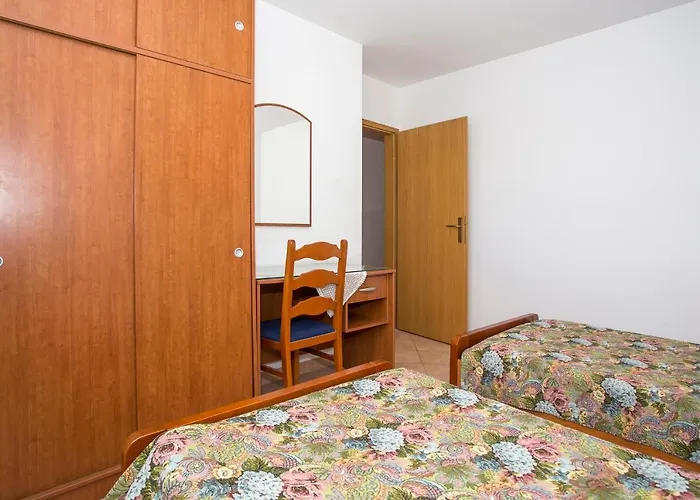 Jaksa 181 Guest house