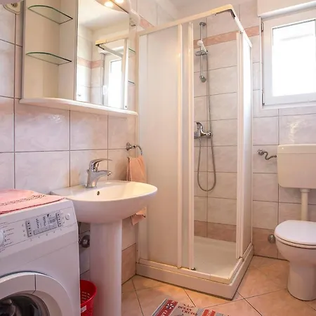 Jaksa Gæstehus Pula